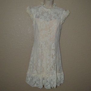 Sz S Allen Schwartz Ivory Lace Cap Sleeve Dress